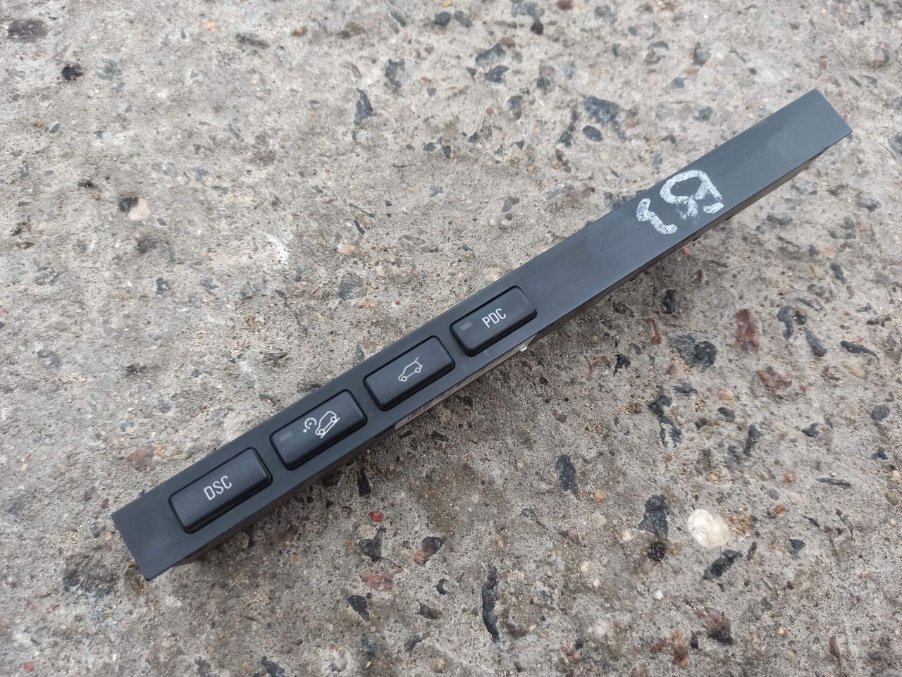 кнопка (выключатель) BMW X5 E53 2003, 8373734 - фото №1