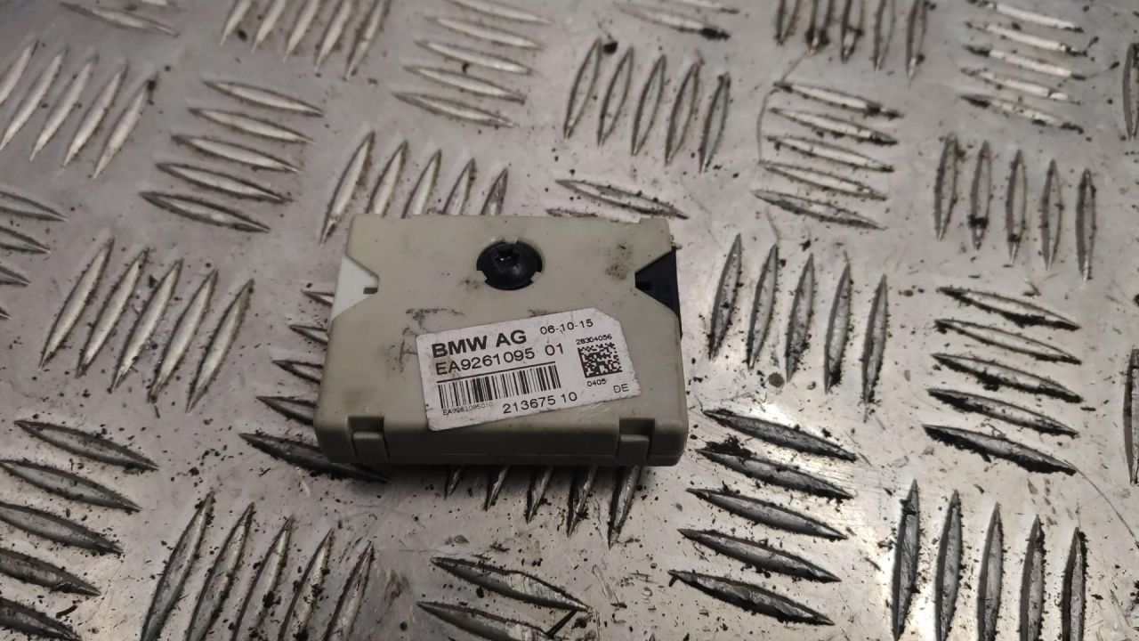 антенна BMW 2016, 3.0 л., N55 B30 A, бензин, АКПП, седан, 9261095 - фото №1