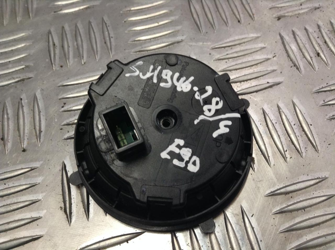 электромоторчик зеркала наружнего BMW 3 серия E90/E91/E92/E93 2006, 2.5 л., N52 B25 A, бензин, АКПП, седан, 7191402 - фото №1