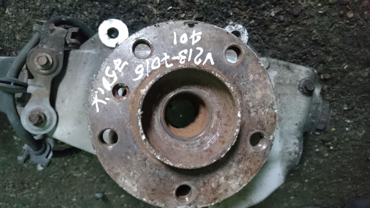 ступица передняя левая BMW 7 серия F01/F02 2010, 4.4 л., N63 B44 A, бензин, АКПП, седан, 6868480 - фото №1