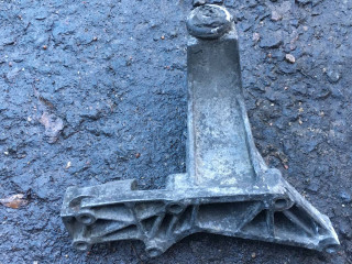 кронштейн двигателя BMW 3 серия E46 2002, 2.0 л., дизель, 6753225