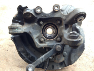 кулак задний левый BMW X3 F25 2013, 2.0 л., N47 D20 C, дизель, АКПП, белый, внедорожник 5 дв., 6797569