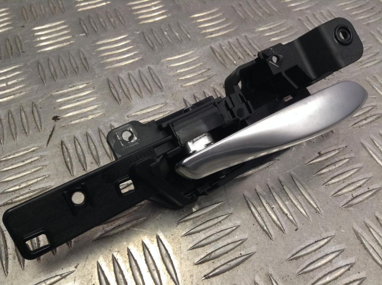 ручка внутренняя задняя правая BMW X6 E71/E72 2011, 3.0 л., N57 D30 A, дизель, АКПП, внедорожник 5 дв., 1010039 - фото №1