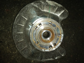 кулак задний левый Mercedes-Benz GLS-Класс X166 2016, 3.0 л., OM 642.826, дизель, АКПП, внедорожник 5 дв., A1663570105