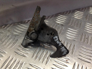 захватный крюк капота BMW 3 серия E90/E91 [рестайлинг] 2010, 2.0 л., N43 B20 A, бензин, АКПП, седан, 7212653