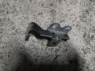 Крепления ( кронштейн ) крыла BMW 2010, 7193427