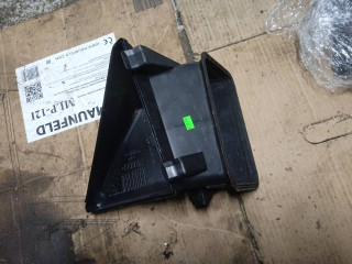 корпус воздушного фильтра BMW X5 F15 2018, 3.0 л., N57 D30 C, дизель, АКПП, белый, внедорожник 5 дв., 9245586