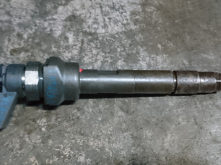 форсунка BMW X1 E84 [рестайлинг] 2013, 2.0 л., N47 D20 C, дизель, АКПП, универсал, 13537798446, 0445110289