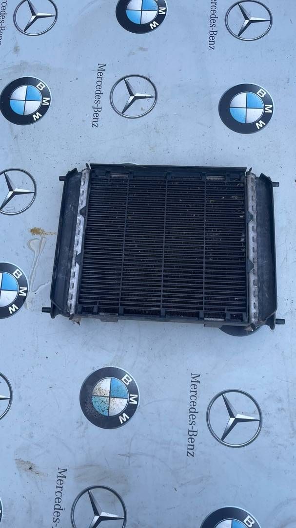 радиатор дополнительный системы охлаждения BMW X5 M F95 2021, 4.4 л., бензин, полный привод, 17117560816, 7560816 - фото №1