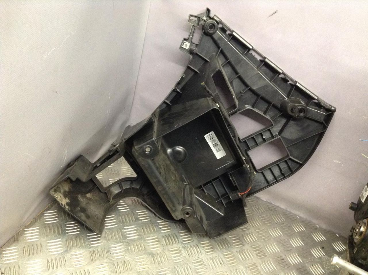 Крепление бампера переднего BMW X6 F16 2017, 3.0 л., N57 D30 B, дизель, АКПП, внедорожник 5 дв., 7319830 - фото №1