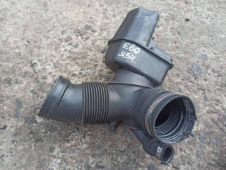патрубок воздушного фильтра BMW 5 серия E60/E61 2005, 3.0 л., 7521034