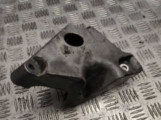 кронштейн двигателя BMW 3 серия E90/E91/E92/E93 [рестайлинг] 2008, 2.0 л., N47 D20 A, дизель, АКПП, универсал, полный привод, 6777061