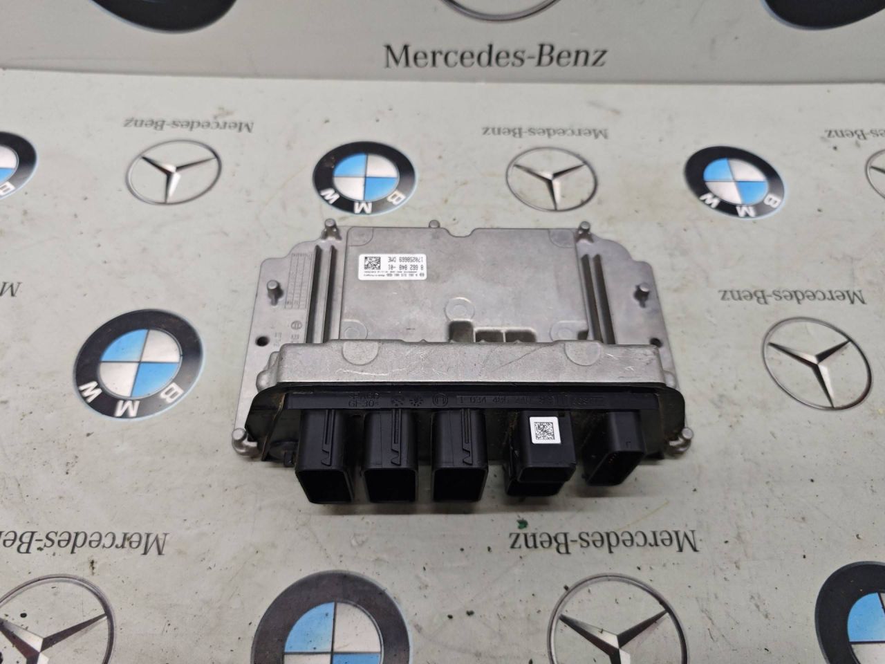 блок управления двигателем Mini Cooper S 3 поколение 2015, 8662848, 0261S15081 - фото №1