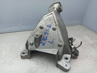 кронштейн двигателя Mercedes-Benz E-Класс W212/S212/C207/A207 [рестайлинг] 2013, A2762233504