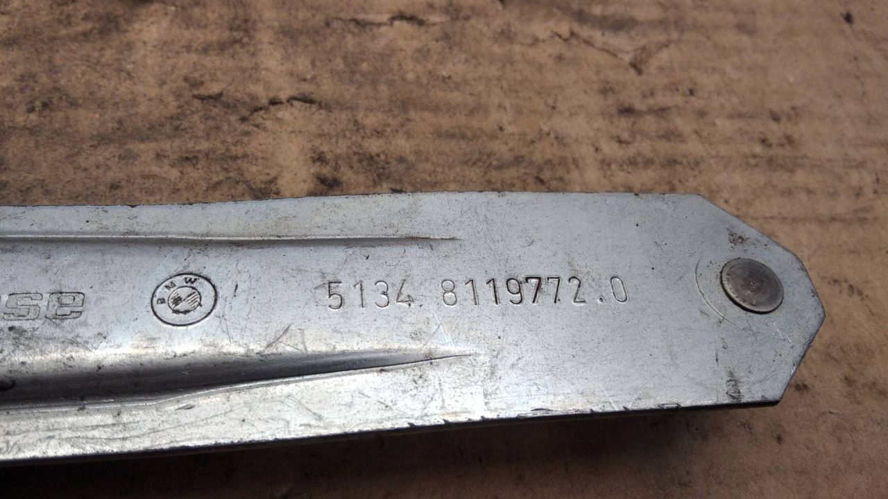 стеклоподъемник задний правый BMW 3 серия E36 1996, универсал, 8119776 - фото №1