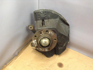 кулак поворотный правый BMW 3 серия E46 2000, 2.2 л., бензин, АКПП, седан