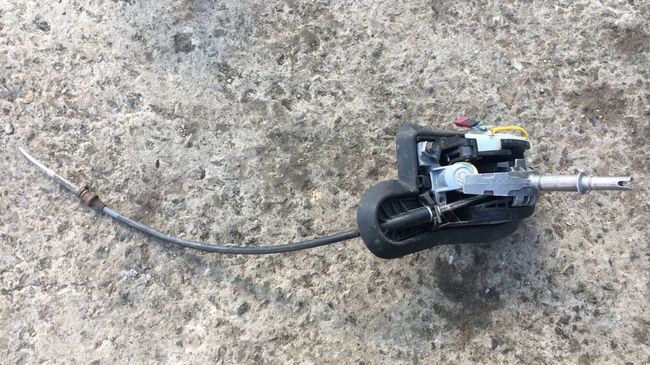 кулиса BMW 5 серия E39 2000, 3.5 л., бензин, АКПП, седан, 7515429 - фото №1