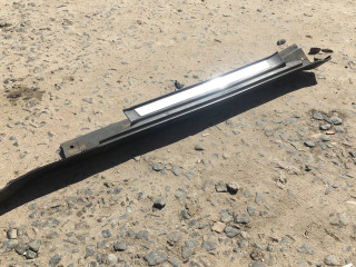 накладка на порог Mini Cooper 1 поколение 2001, 1.6 л., W10 B16 A, бензин, АКПП, красный, хетчбэк 5 дв., 1505862