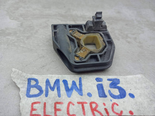 крепление кассеты радиаторов BMW i3 L01 2015, 8620732