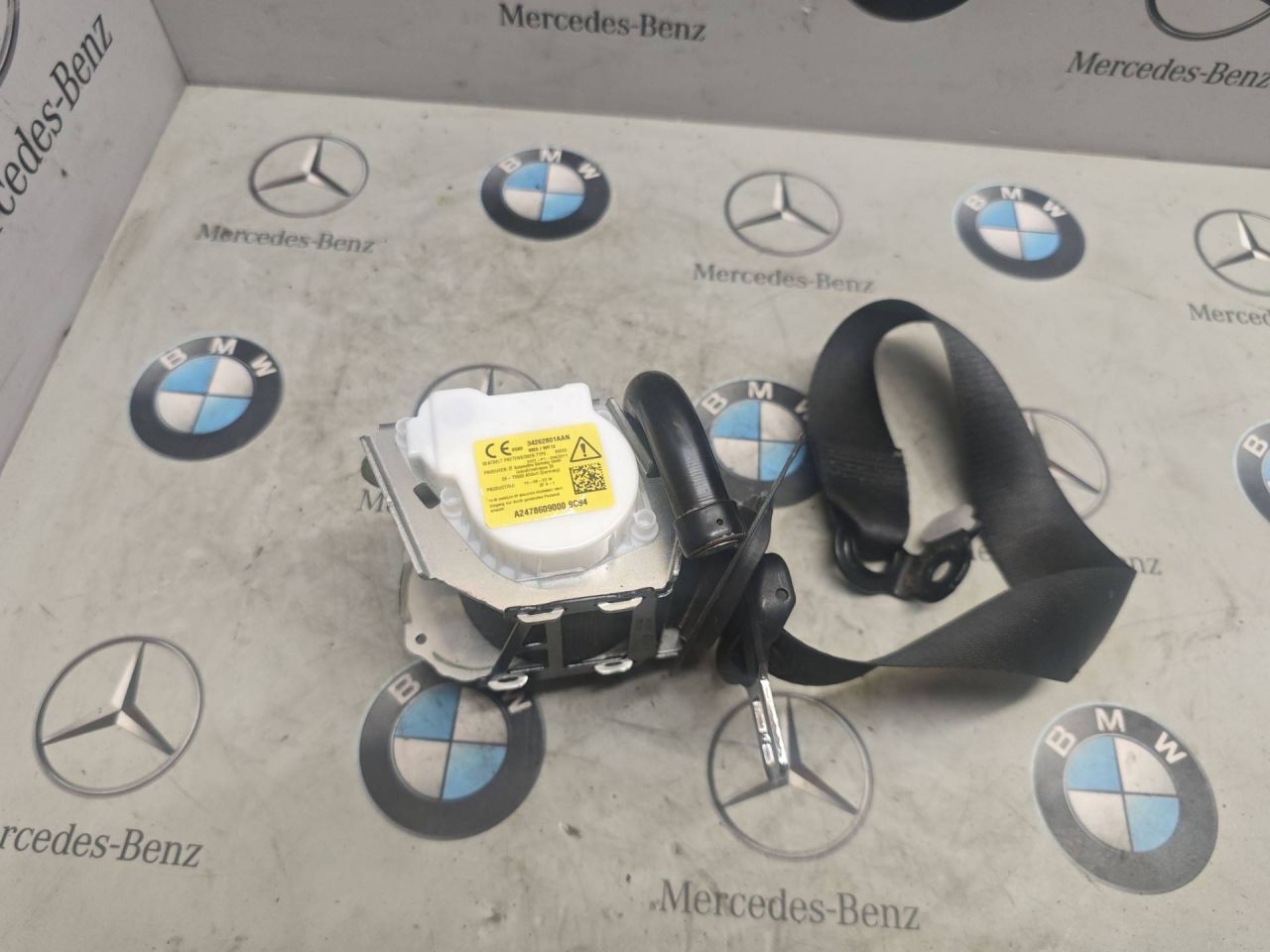 ремень безопасности Mercedes-Benz GLB-Класс 1 поколение 2022, бензин, задний привод, A2478609000 - фото №1