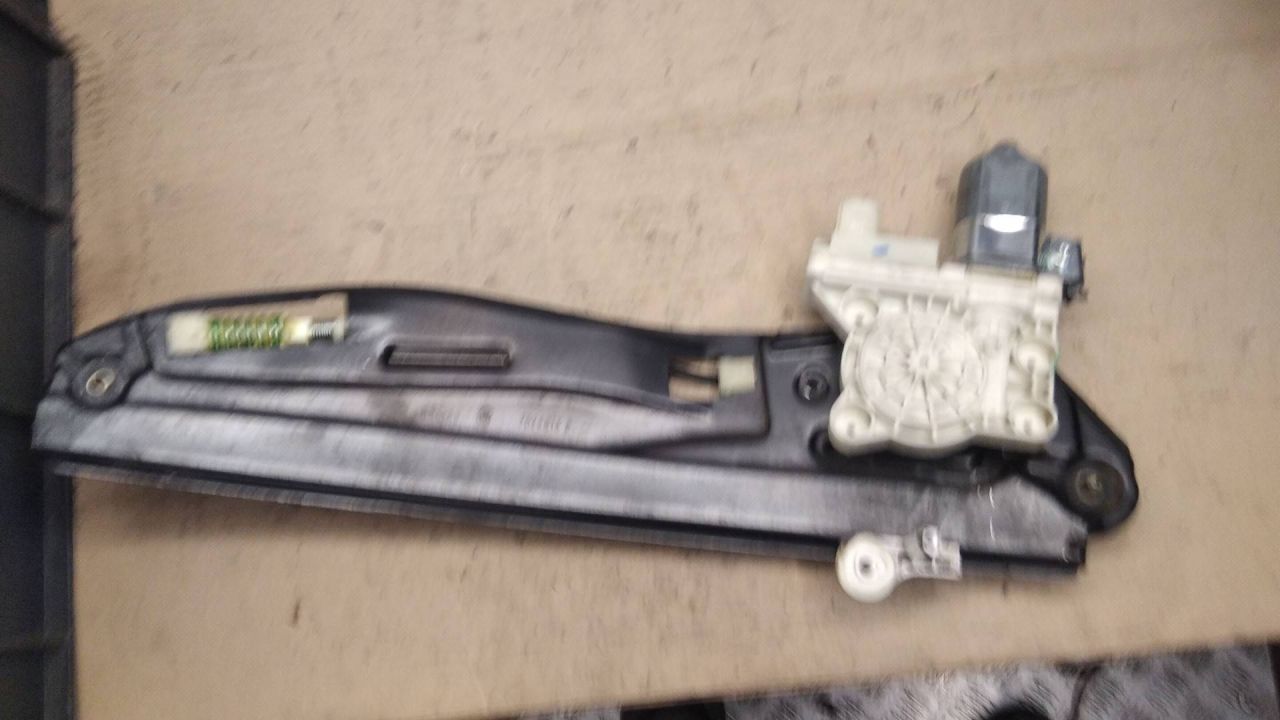 стеклоподъемник задний правый BMW 7 серия E65/E66/E67 2003, 4.4 л., бензин, АКПП, седан, 7024813, 7024814 - фото №1