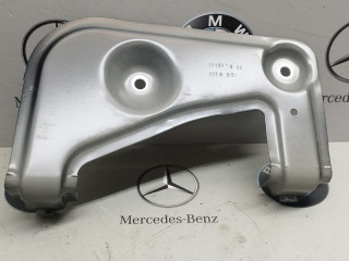 Крепления ( кронштейн ) крыла передний левый BMW 2023, 4.4 л., бензин, 416, 7418219