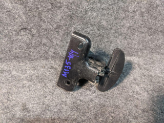 захватный крюк капота Mercedes-Benz CLS-Класс C219 2007, 3.0 л., OM 642.920, дизель, АКПП, купе, 2198800064, A2198800064