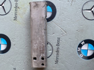 кронштейн передней панели (телевизора) Mercedes-Benz C-Класс W205 [рестайлинг] 2020, 2.0 л., бензин, кабриолет, задний привод, A2056203701