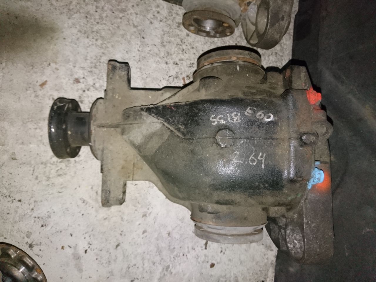 редуктор заднего моста BMW 5 серия E60/E61 2005, 2.0 л., АКПП, седан - фото №1