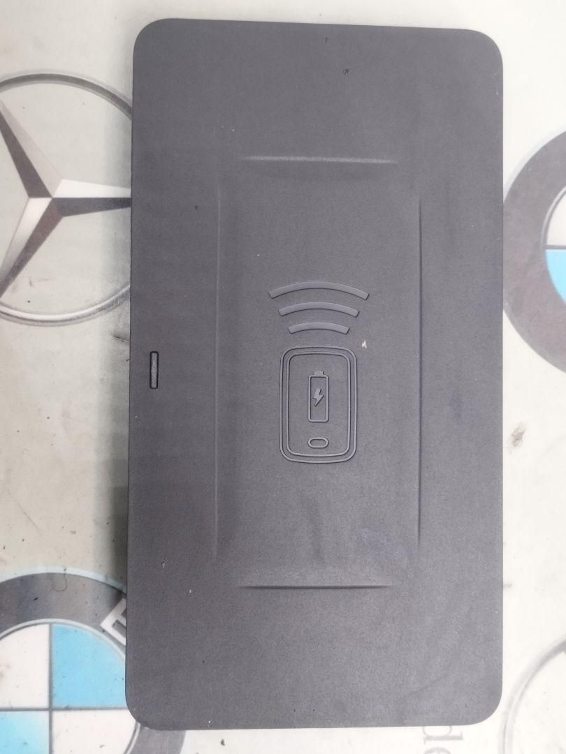 Беспроводное зарядное устройство BMW 2023, 3.0 л., B58 B30 A, бензин, 475, 5A82C19 - фото №1