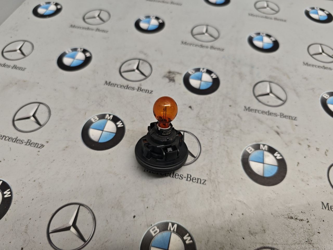 указатель поворота BMW X5 F15 2017, 3.0 л., N55 B30 A, бензин, АКПП, PY24WM615EB - фото №1