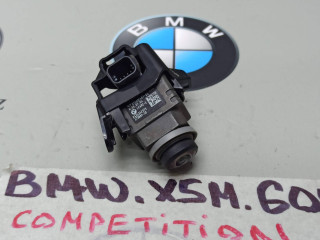 камера бокового обзора BMW X5 M F95 2021, 4.4 л., бензин, полный привод, 5A0F6D7