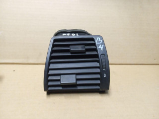 дефлектор обдува салона BMW X5 E53 2001, 4.6 л., бензин, АКПП, внедорожник 5 дв., 8402215