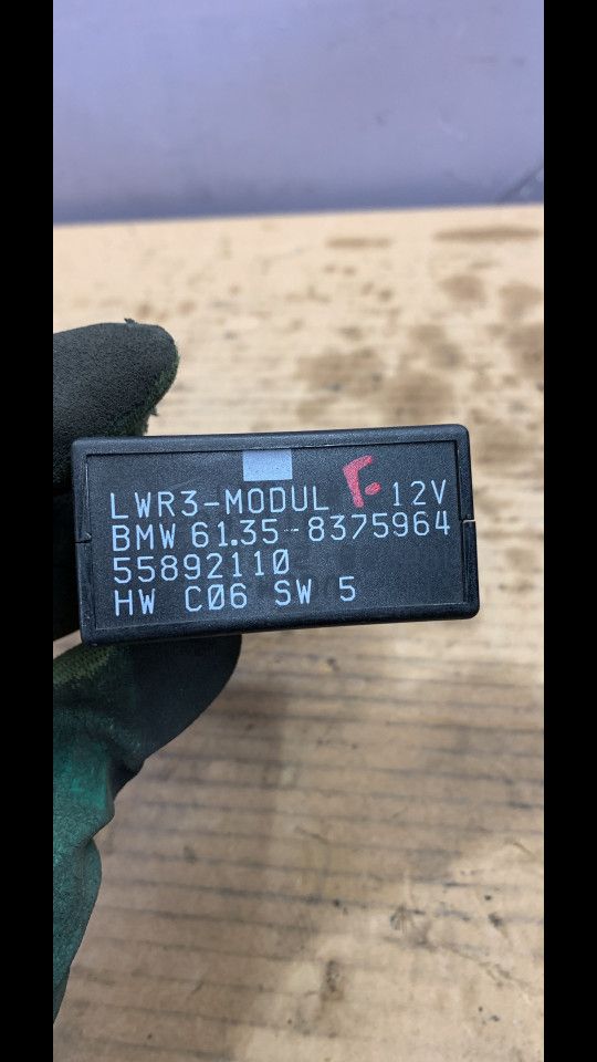 блок управления светом BMW 5 серия E39 2000, 8375964 - фото №1