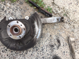 кулак поворотный правый BMW X5 E70 [рестайлинг] 2011, 3.0 л., N57 D30 B, дизель, АКПП, белый, внедорожник 5 дв., 31216773784