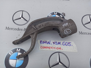 крепление амортизатора BMW X5 M F95 2021, 4.4 л., бензин, полный привод, 6876683