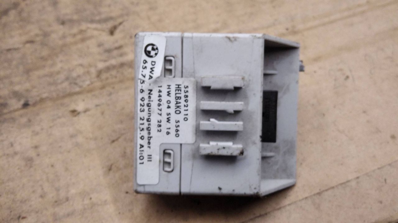 датчик курсовой устойчивости BMW 3 серия E46 2003, 2.0 л., дизель, АКПП, седан, 6923215, 8386932, 8382240 - фото №1