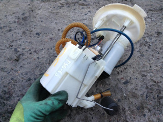 насос топливный BMW 3 серия F30/F31/F34 2013, 2.0 л., N20 B20 A, бензин, АКПП, седан, 7243975