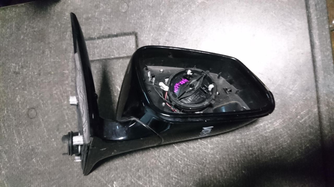 зеркало наружное правое BMW 3 серия F30/F31/F34 2013, 2.0 л., N47 D20 C, дизель, АКПП, хетчбэк 5 дв., правый руль - фото №1