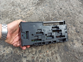 блок предохранителей BMW 7 серия F01/F02 2011, 3.0 л., N54 B30 A, бензин, седан, 9252815