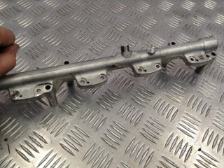 топливная рампа BMW 3 серия F30/F31 [рестайлинг] 2018, 2.0 л., B48 B20 A, бензин, АКПП, седан, правый руль