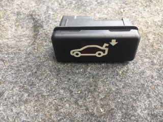 кнопка открытия багажника BMW X5 E70 [рестайлинг] 2013, 3.0 л., N55 B30 A, бензин, 8375580