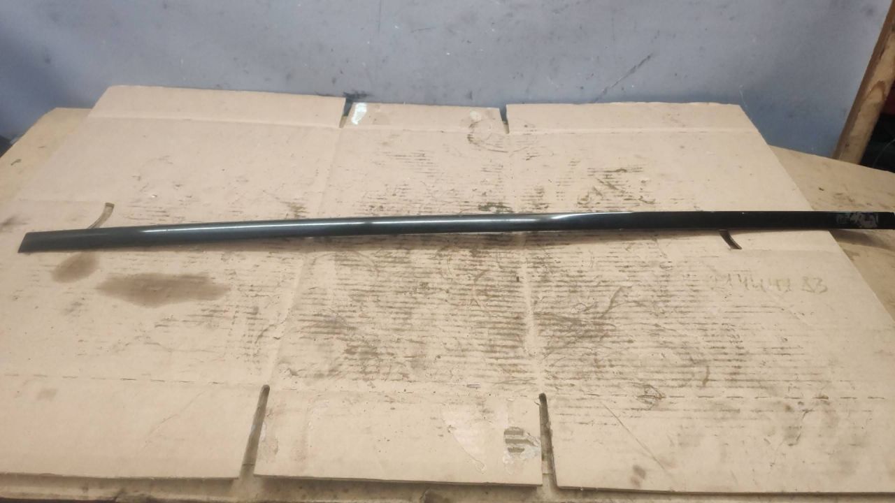 молдинг двери задней правой BMW X5 E70 2007, 3.0 л., дизель, АКПП - фото №1