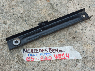 кронштейн (крепление) Mercedes-Benz E-Класс W214 2025, 2.0 л., дизель, A2066205302