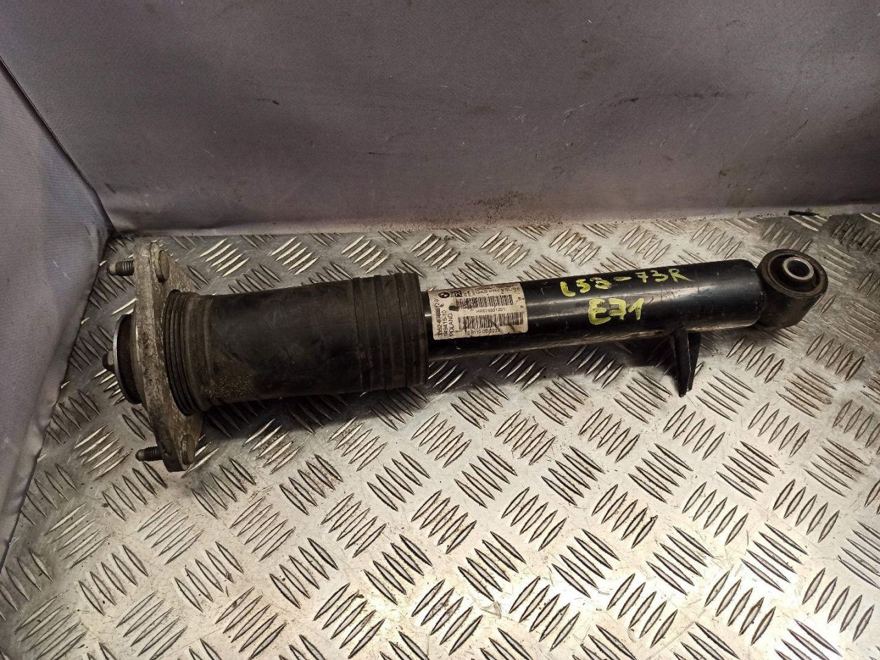 амортизатор задний правый BMW X6 E71/E72 2010, 3.0 л., N57 D30 A, дизель, АКПП, внедорожник 5 дв., 6788512 - фото №1