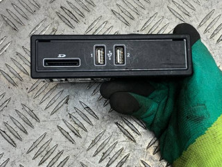 блок управления USB Mercedes-Benz C-Класс W205/S205/C205 2016, A2058200226