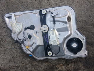 стеклоподъемник задний правый Mercedes-Benz S-Класс W221 [рестайлинг] 2012, 3.0 л., OM 642.862, дизель, АКПП, серебристый, седан, A2217300246, A2218203042