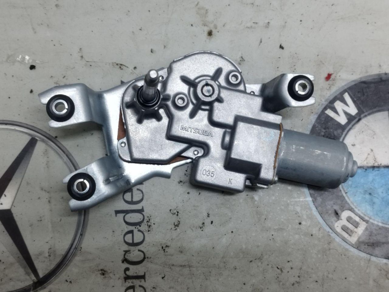 моторчик заднего стеклоочистителя (дворника) BMW 2023, 4.4 л., бензин, 416, 7453144 - фото №1