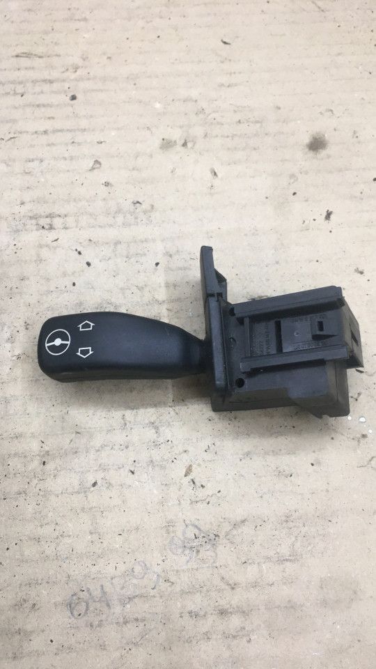 выключатель регулировки рулевой колонки BMW X5 E53 2001, 4.4 л., бензин, АКПП, внедорожник 5 дв., 8373901 - фото №1