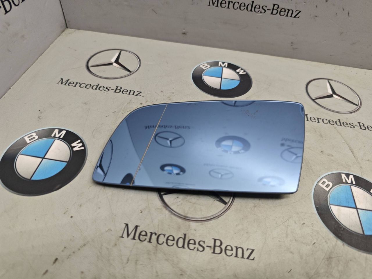 стекло зеркала наружного левого BMW 5 серия E60/E61 2006 - фото №1